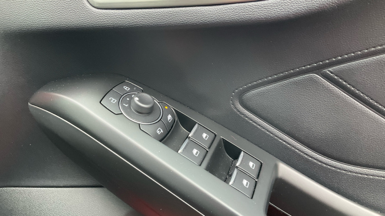 Ford Focus 1.0 EcoBoost 125 Titanium Edition 5dr Auto Petrol Hatchback